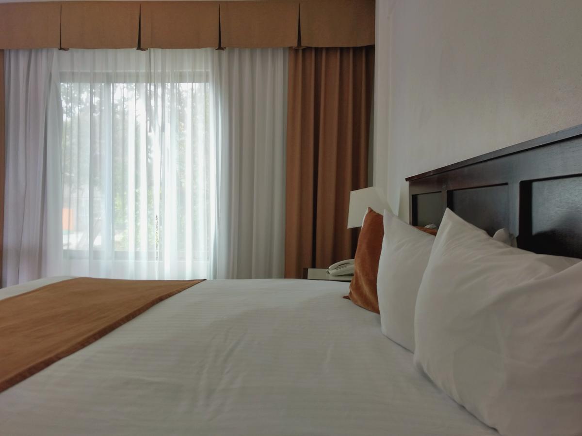 Hotel Real Primaveras Escárcega Zewnętrze zdjęcie